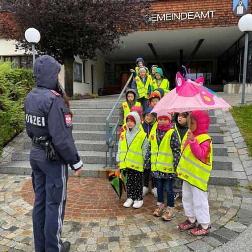 Kinder Poilizei