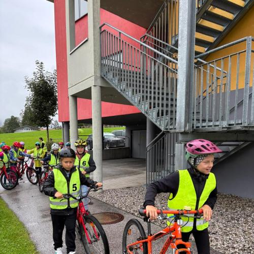 Erste Fahrradübung in Achenkirch