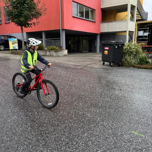 Erste Fahrradübung in Achenkirch