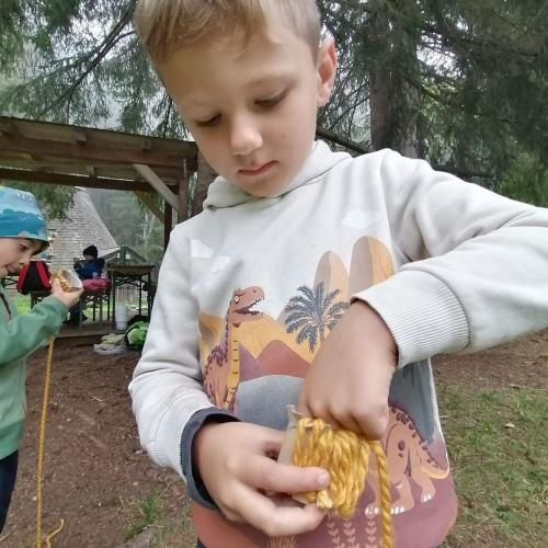 Kürbisse mit Wolle basteln
