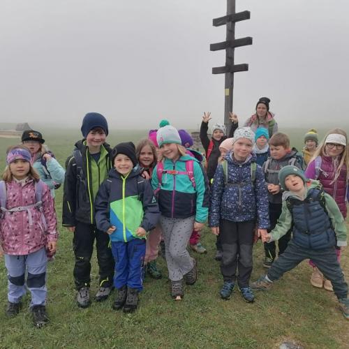 Gruppenfoto der 1a am Wald- und Wiesentag vom 15.04.2026