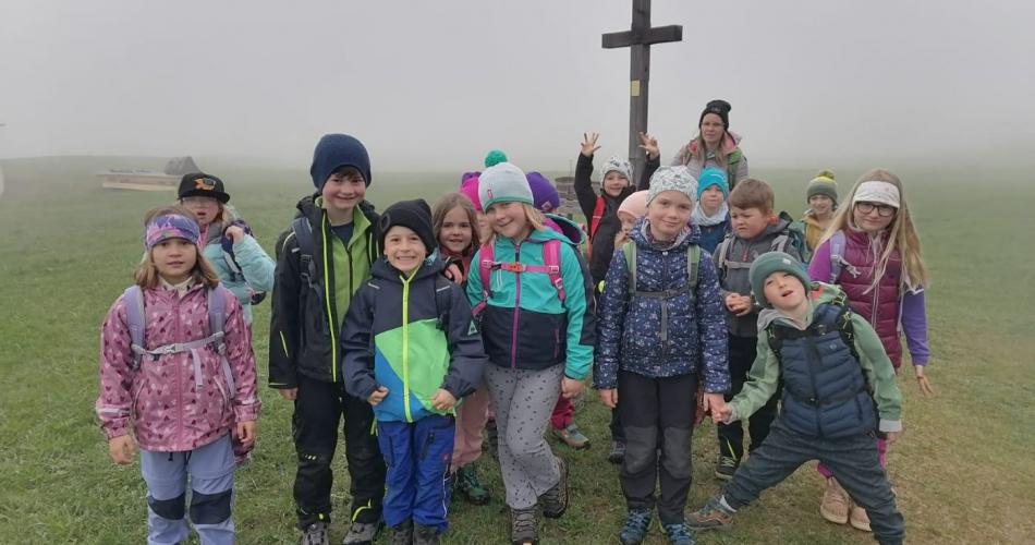 Gruppenfoto der 1a am Wald- und Wiesentag vom 15.04.2026